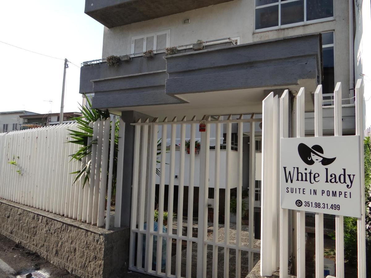 White Lady B&B Pompei Luaran gambar